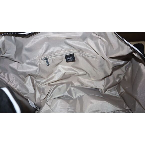 Kipling KI9025 Unisex L Black/White/Rainbow Itska N2 Weekender Duffle Bag $169+ - Picture 10 of 16